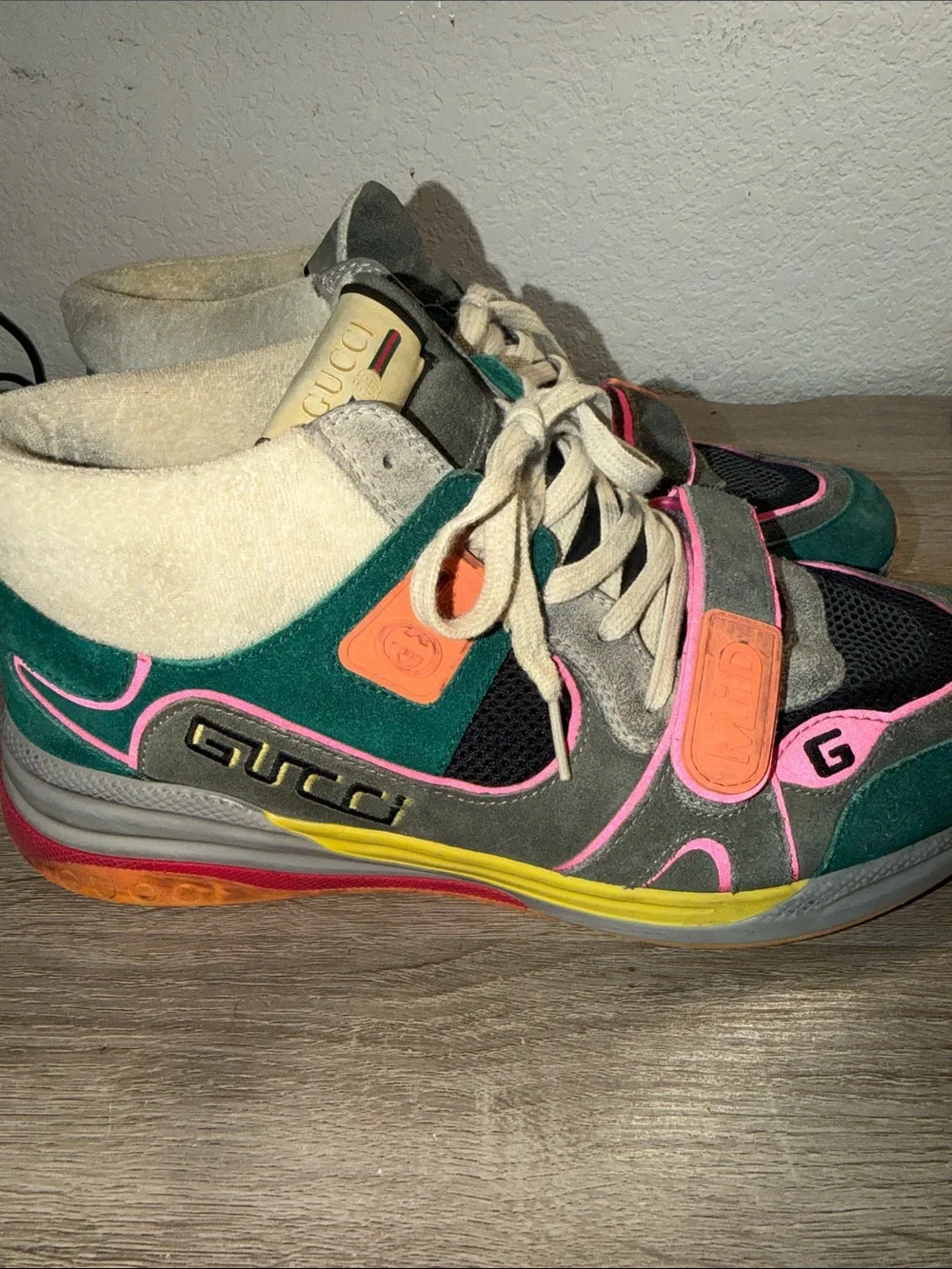 Gucci Green Pink Suede Basketball Shoes - Picture 3 of 5